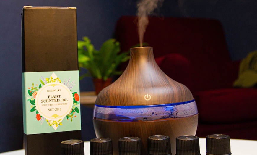 Image 3: USB Ultrasonic Aroma Humidifier with Optional Set of Essential Oils