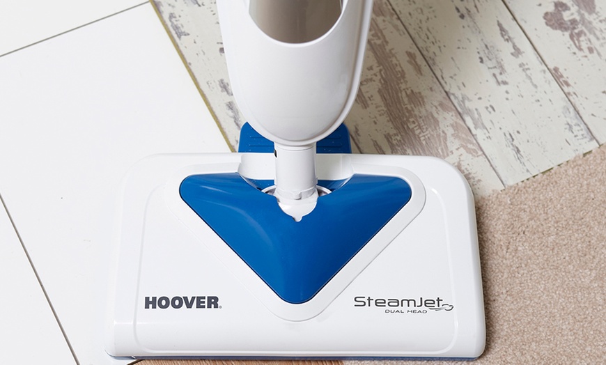 Image 4: Hoover Two-in-One Steam Mop