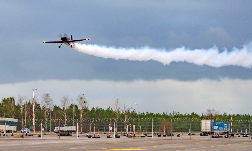 Image 5: Wstęp na Air Moto Show na płycie lotniska Aeroklubu Ziemi Pilskiej