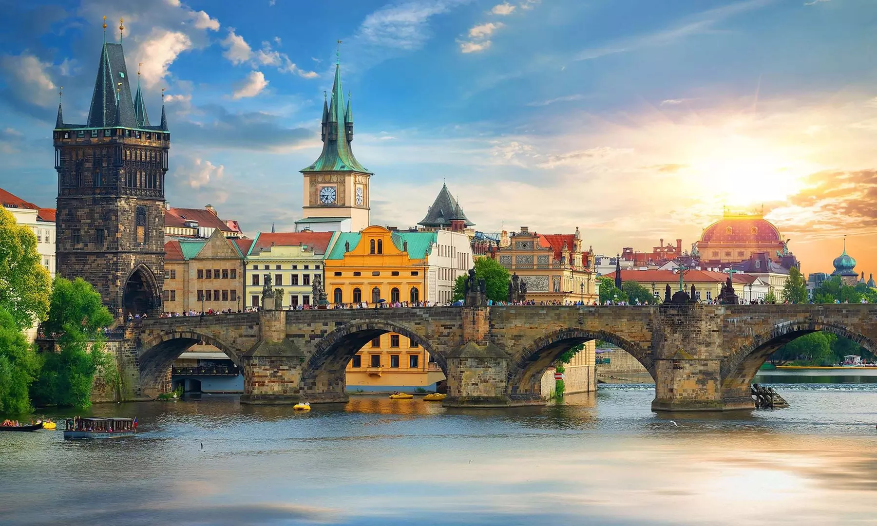 Praga: monolocale per 2 persone o appartamento Family per 4 persone presso il Royal Court Legerova - Primary Image