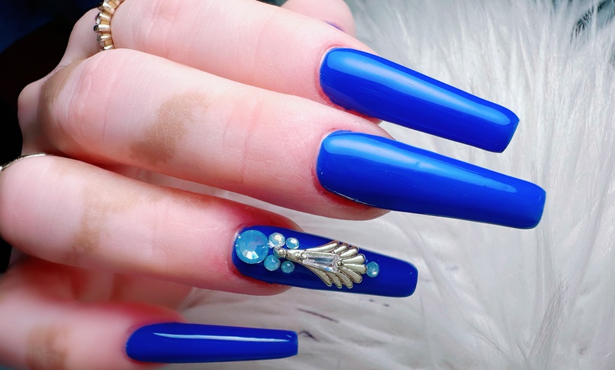 Image 4: Flawless Nails & Perfect Pedicure: Acrylic, Gel,French & More 