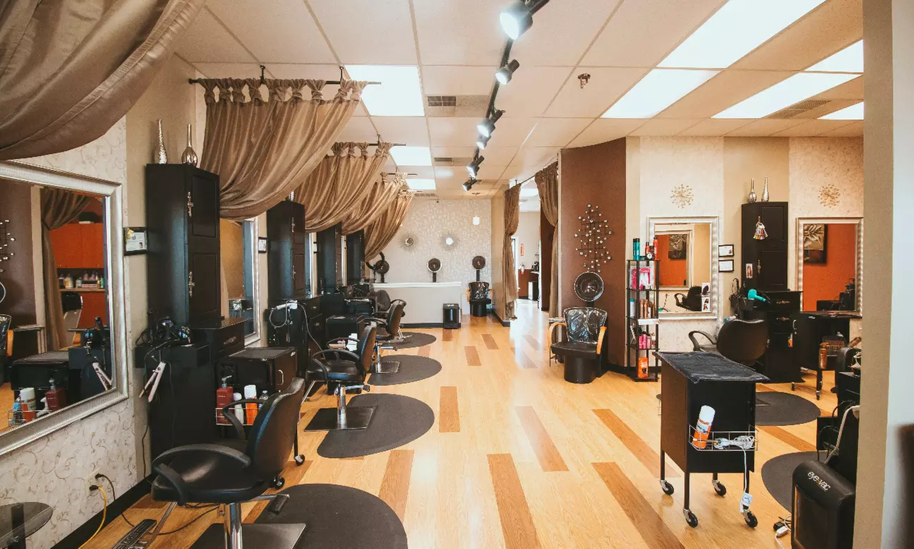 Up to 40% Off on Salon - Haircut - Women at Be U salon - Second Medium