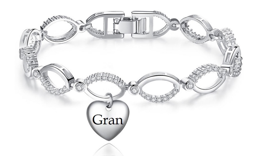 Image 5: Family Heart Charm Link Bracelet