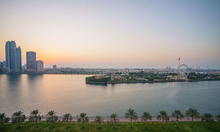 Image 3: Sharjah: 4* One-Night Stay