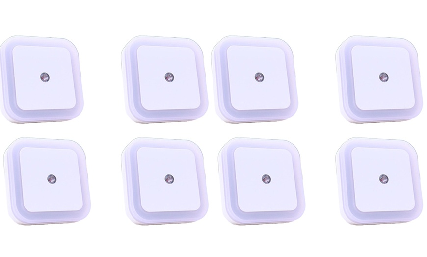 Image 9: 4-8 PCS Auto LED Light Induction Sensor Control Bedside Night Light In Wall Lamp