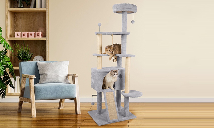 Image 12: Arbre à griffes en sisal naturel avec niche pour chats et jeux inclus