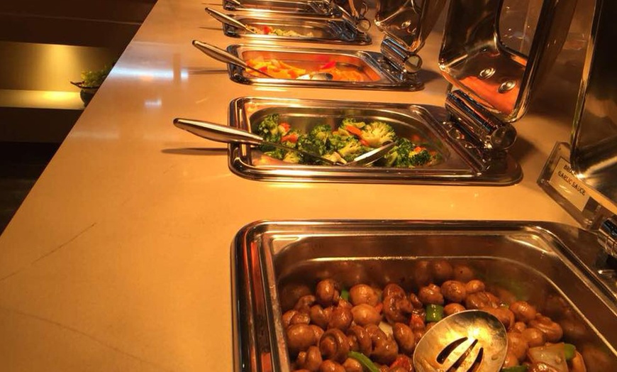 Image 7: All-You-Can-Eat Dinner Buffet