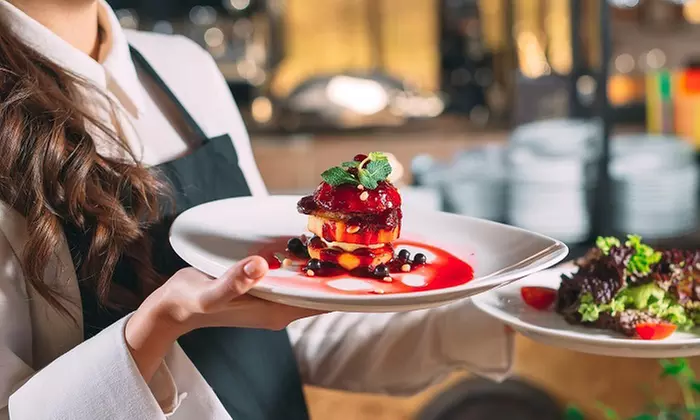 Menú mediterráneo para 2 o 4 con postres y vino con vistas al mar