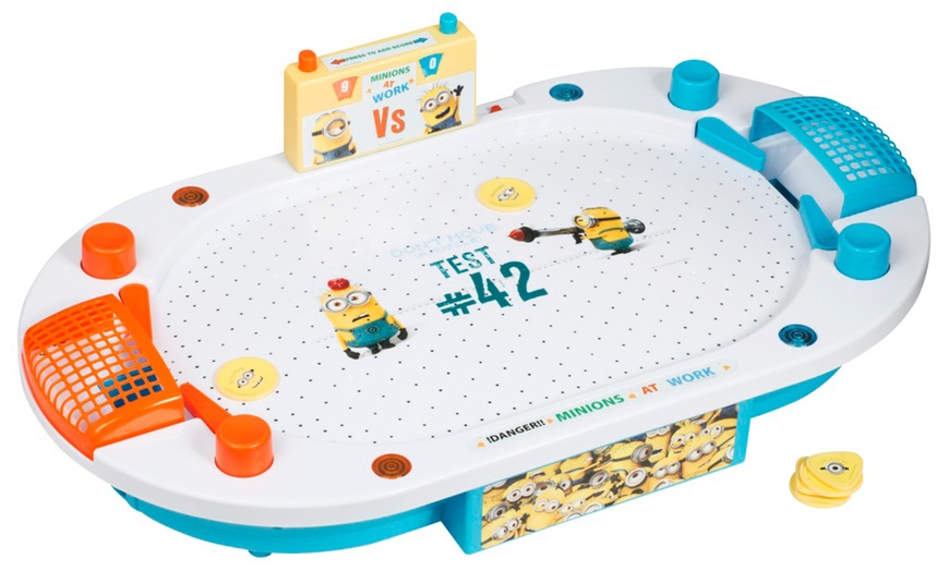 Image 3: Despicable Me Minions Air Hockey