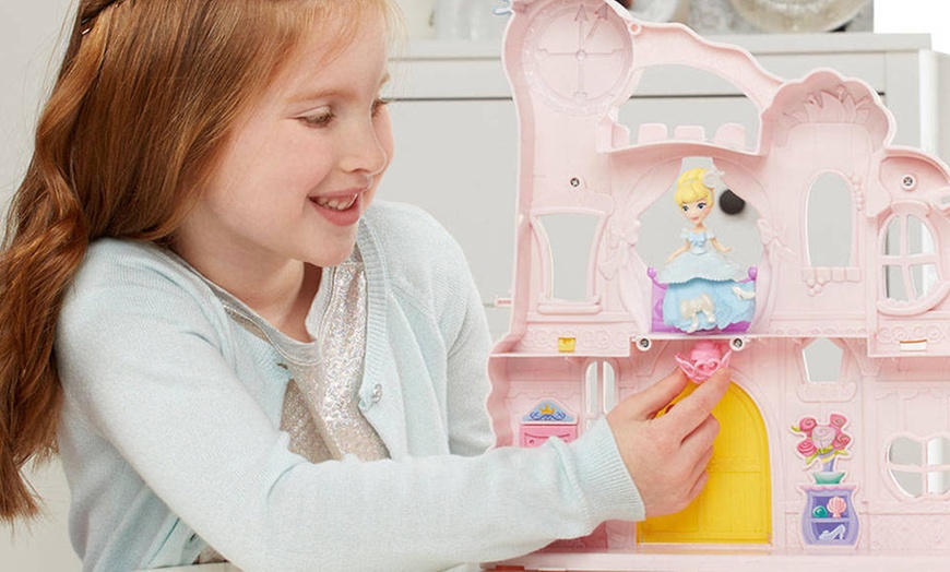 Image 4: Disney Princess Castle Playset