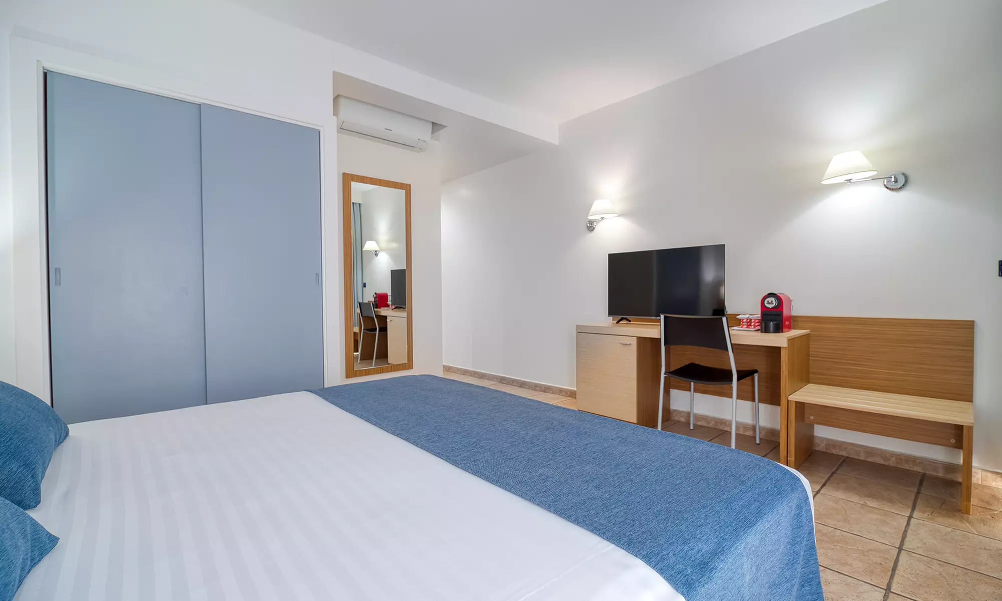 Alicante: 1 o 2 noches con opción a desayuno, masaje y late check-out