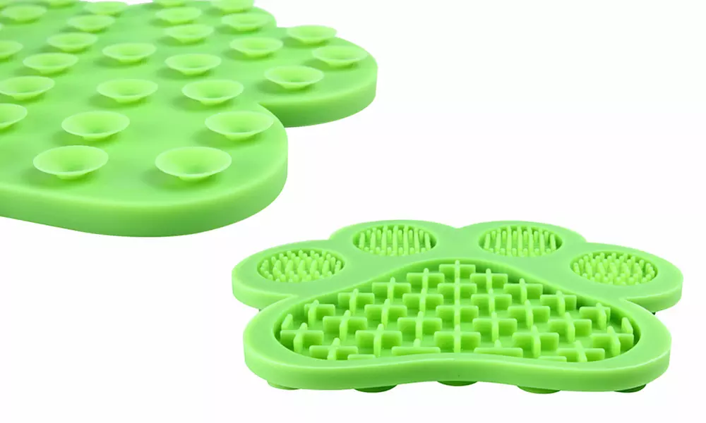 Tapis à nourriture de 18 x 18 cm pour chien en silicone, coloris au choix - Image 6