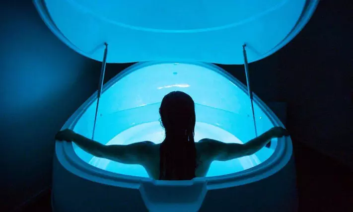 Jusqu'à 37% de remise sur Flottaison - Caisson d'isolation sensorielle chez ZEAL - Float