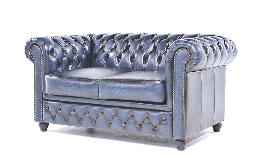 Image 23: Sofas Chesterfield en cuir authentiques 