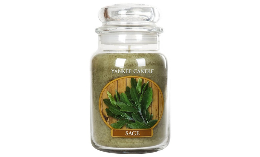 Image 7: Yankee Candle Jar with Holder