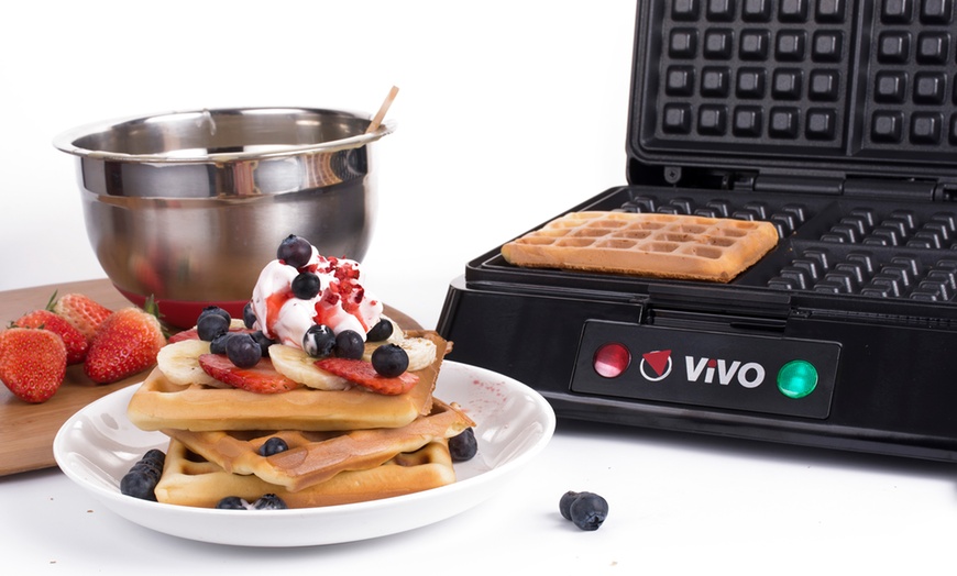 Image 6: Professional 4-Slice Waffle Maker