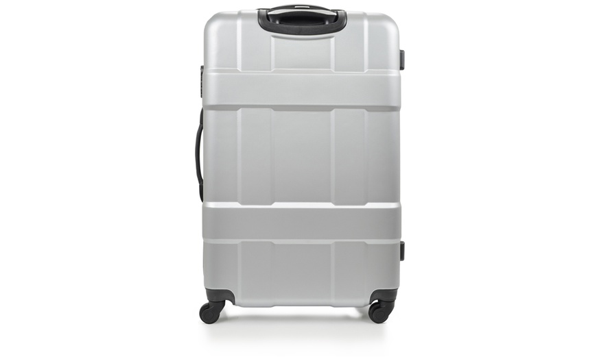 Image 10: Three-Piece Luggage Set