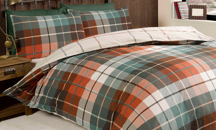 Image 3: Chequered Duvet Cover Set