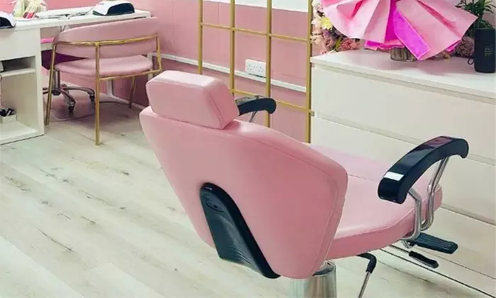 Enhance Natural features with Professional Eyelash Extensions