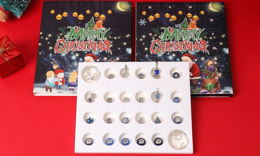 Image 5: Christmas Advent Calendar DIY Bracelet Charms