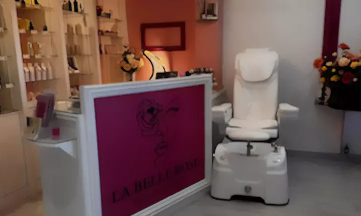 Une silhouette affinée sans chirurgie ? Découvrez la cryolipolyse !