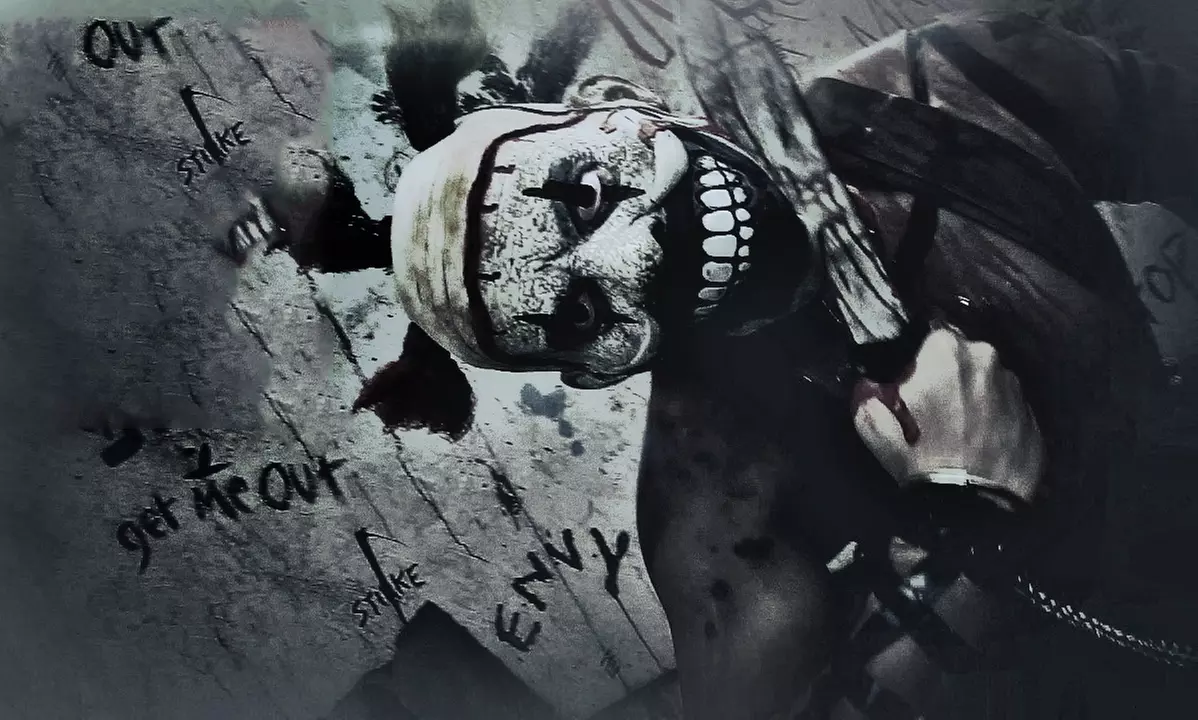 Blood Experience for One, or Original Haunt Admission for One or Two at Halls of Horror (Up to 35% Off) - Second Medium