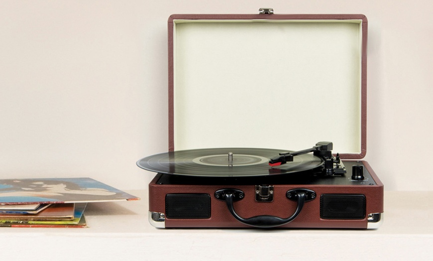 Image 1: Retro Briefcase Turntable