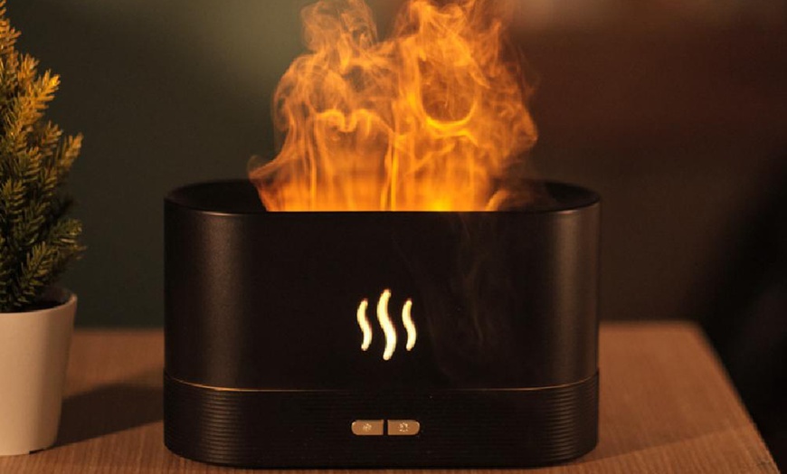 Image 3: Flame Effect Humidifier