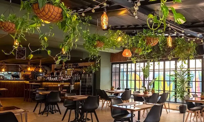 Menú vegetariano para 2 o 4 personas en Baobab Soul Kitchen And Bar