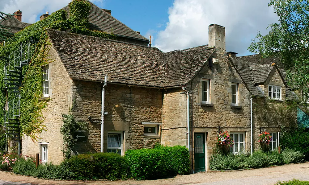 Cotswolds: 1 or 2 Nights for Two with Breakfast and Options for Dinner at Stratton House Hotel - Primary Image