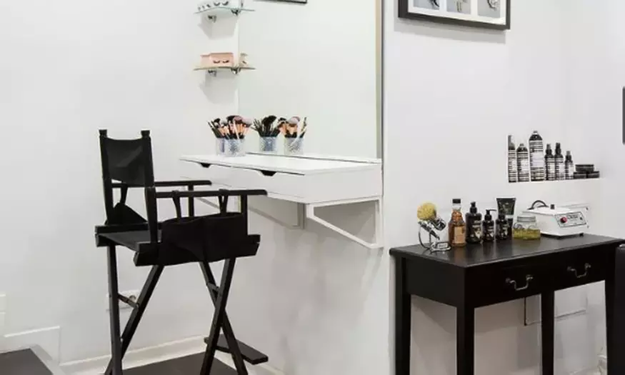 Herren WSF opt. inkl. Kopf-Massage / Augenbrauen zupfen für 1 Person