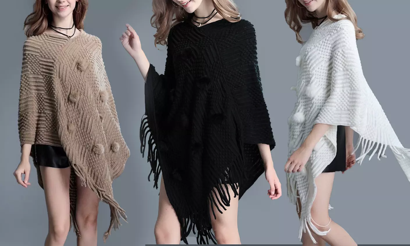 Poncho femme à pompon - Primary Image