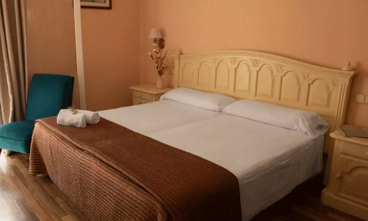 Lloret de Mar : chambre standard en ½ pension ou pension complète