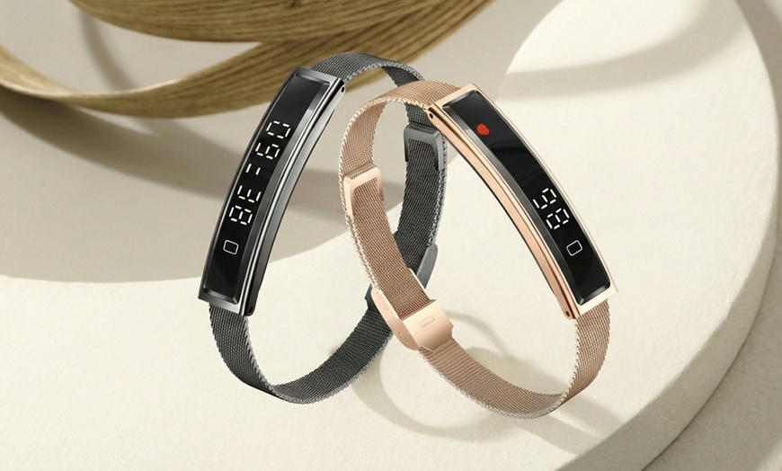 Image 5: Smart Fitness Bracelet Watch 
