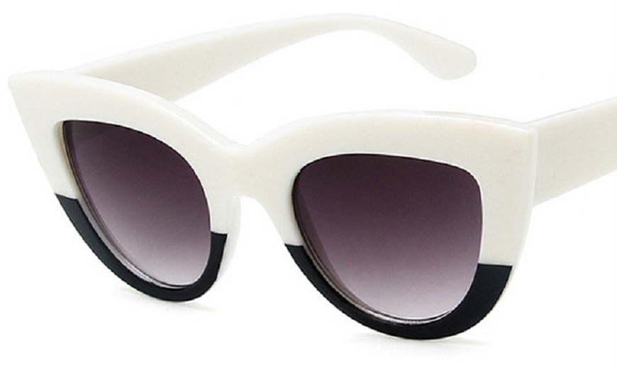 Image 13: Cat Eye Oversized Sunglasses