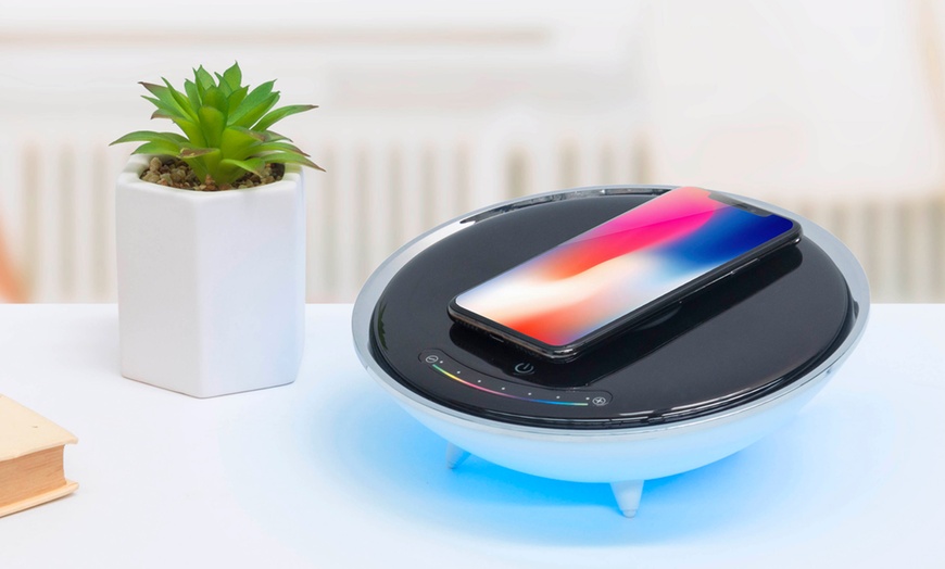 Image 3: LED Glowing Wireless Charger