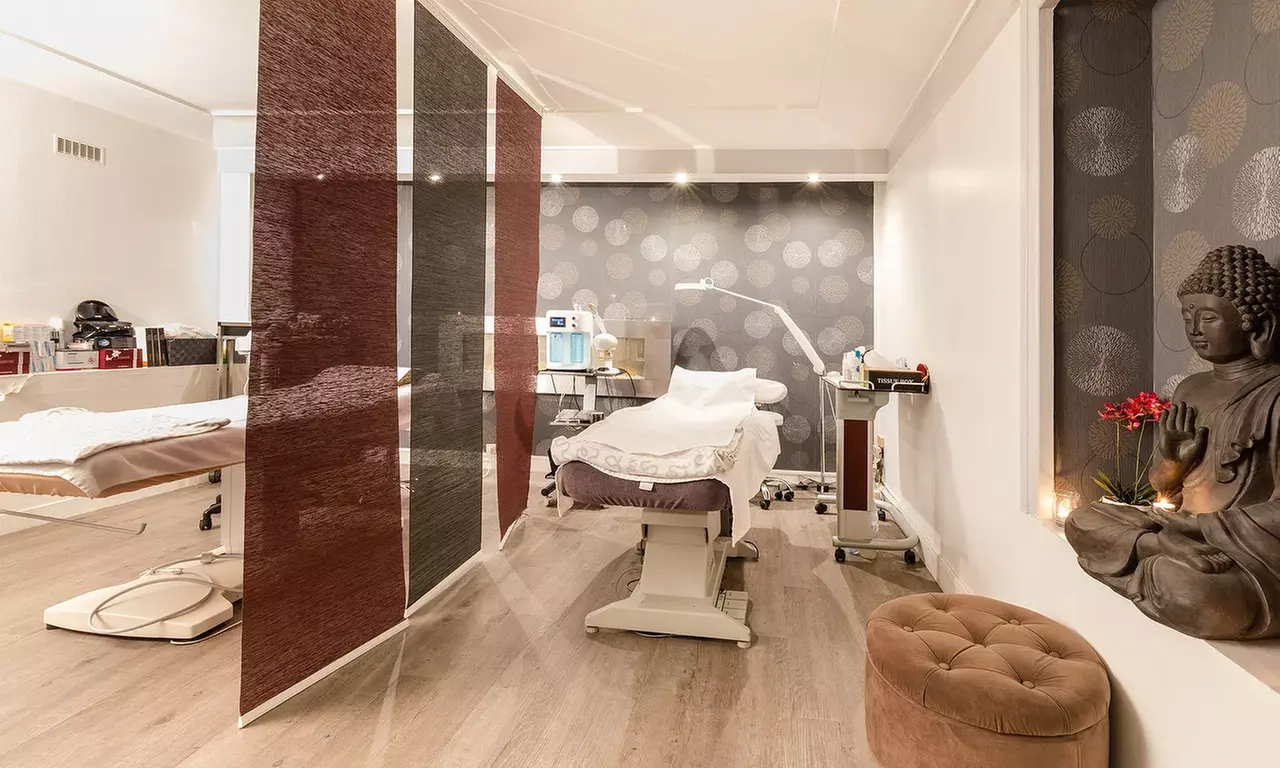 Soin du visage peeling au choix au Gk Esthetik Center