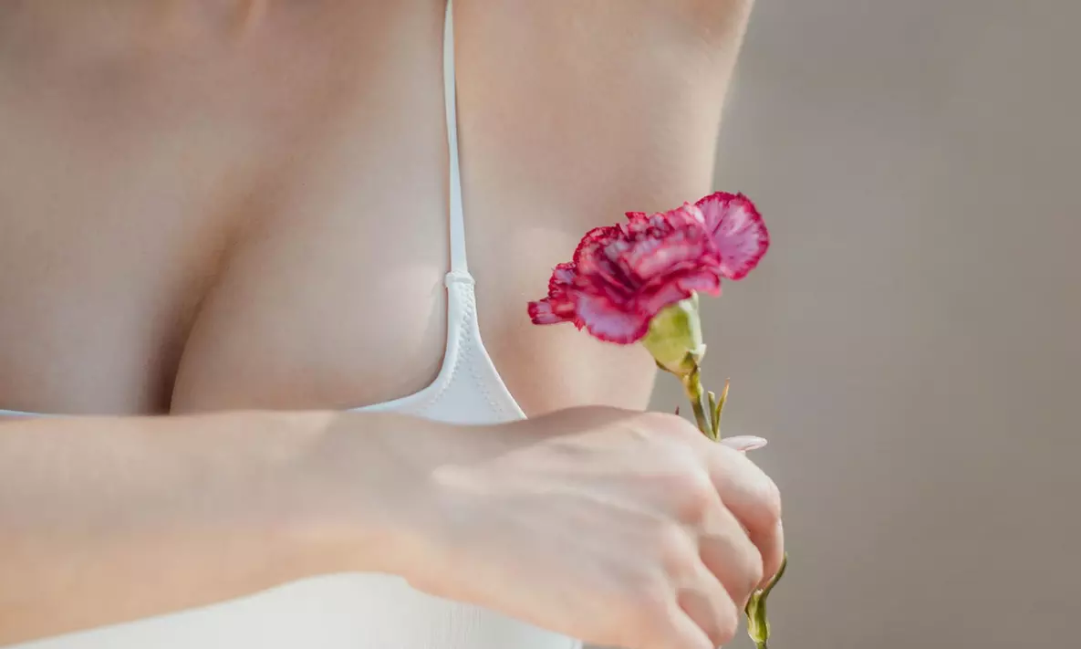 3x Super-Haarentfernung mit multipler Pulslicht-Technologie an kleiner/großer Zone für 1 Pers. (bis 56% sparen) - Primary Image