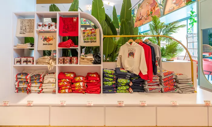 Dine with a twist – interactive dining adventure and themed combos at iSwii by Angry Birds Retail Cafe (Up to 34% off) - Second Medium