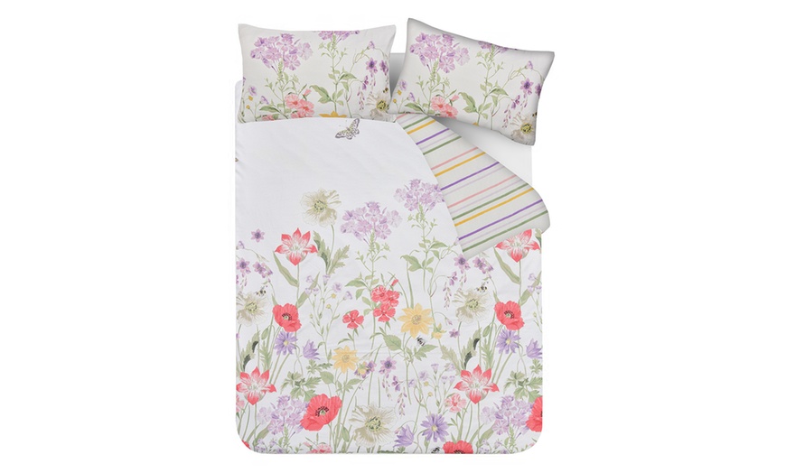 Image 2: Smart Living Soft Reversible Wild Flowers Duvet Cover and Pillowcases