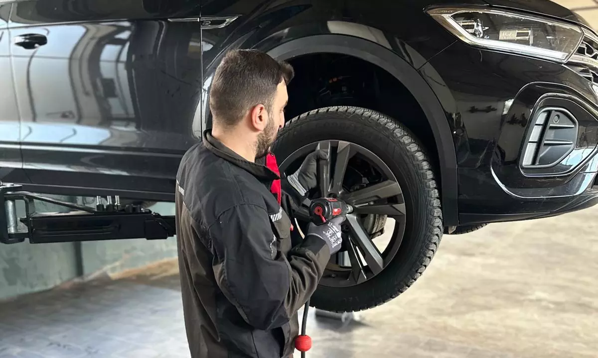 Reifenwechsel für 1 Fahrzeug und umfangreicher Sicherheitscheck