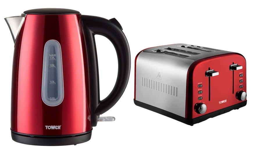 Image 9: Tower Kettle and Four-Slice Toaster