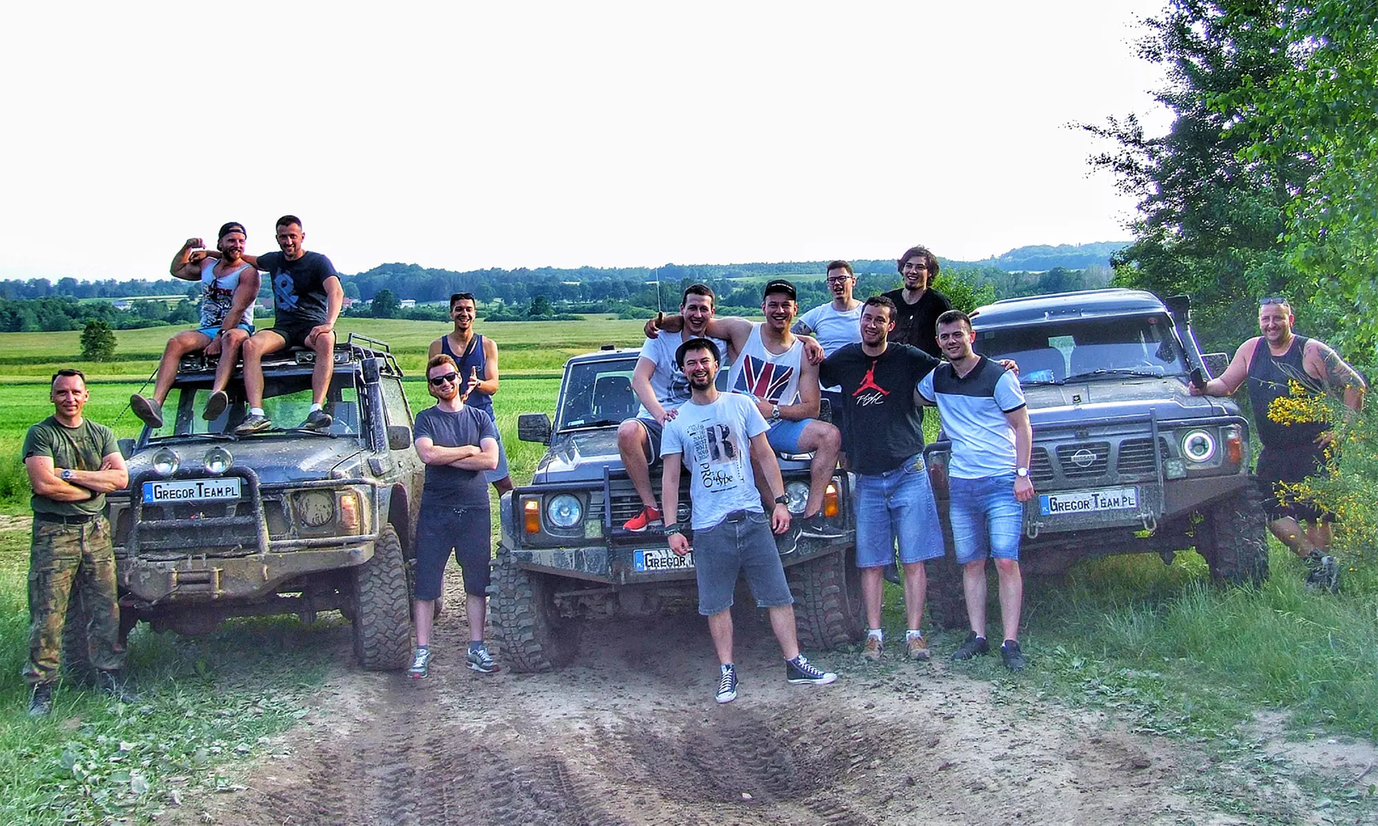 Off-road: godzinna jazda i film