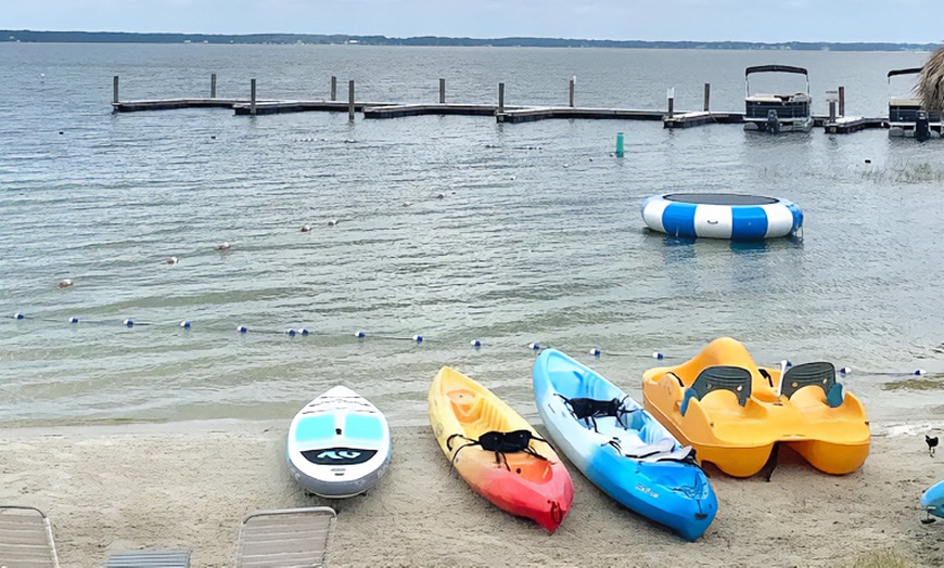 Image 4: Enjoy w/ 1 Hour Paddleboard for 1, 2 or 4 or Kayaking for 1 or 2