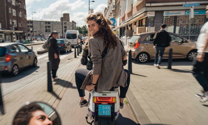 Image 5: Altijd een rit binnen handbereik: 100 rijminuten voor de deelscooter