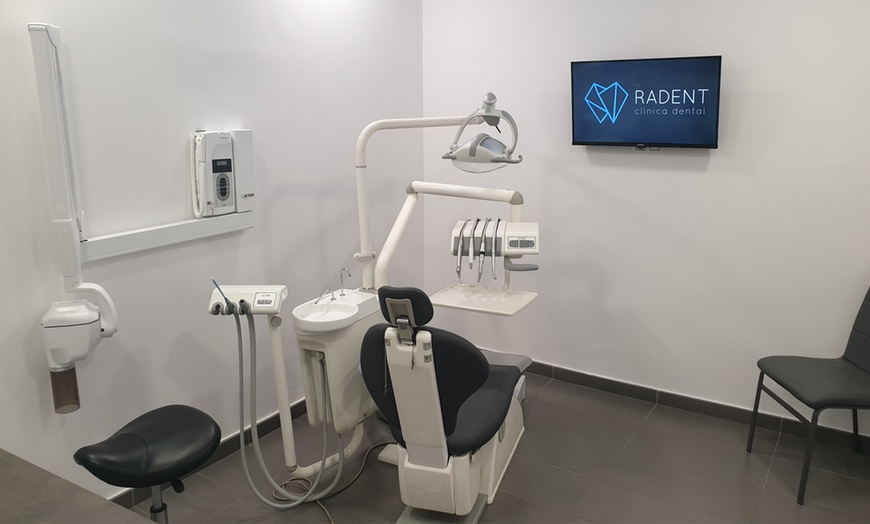 Image 5: Hasta 63% de dto. en limpieza dental en RADENT CLINICA DENTAL