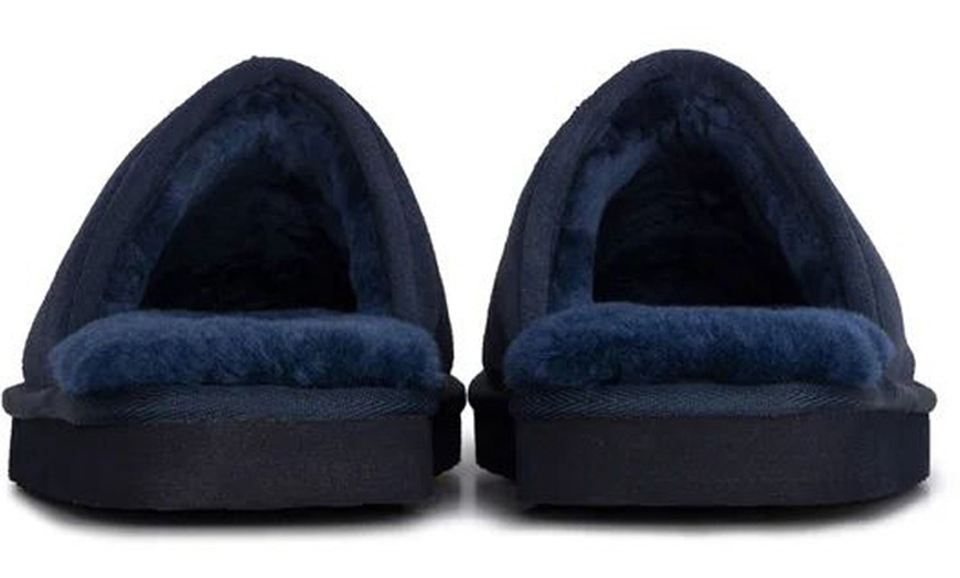 Image 5: Redfoot Men's Sheepskin Mule Slippers