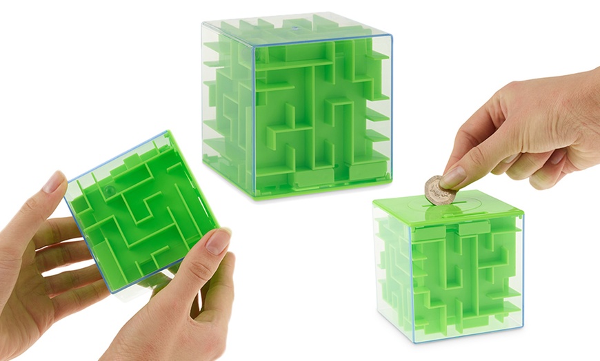 Image 5: Maze Puzzle Money Box