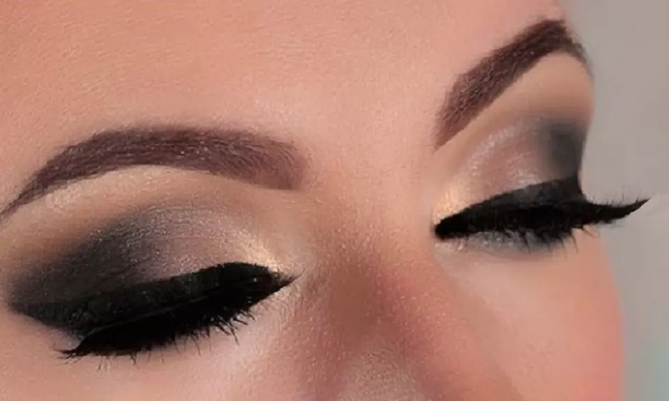 1, 2, 3 o 4 pares de plantillas para delineado de ojos - Primary Image