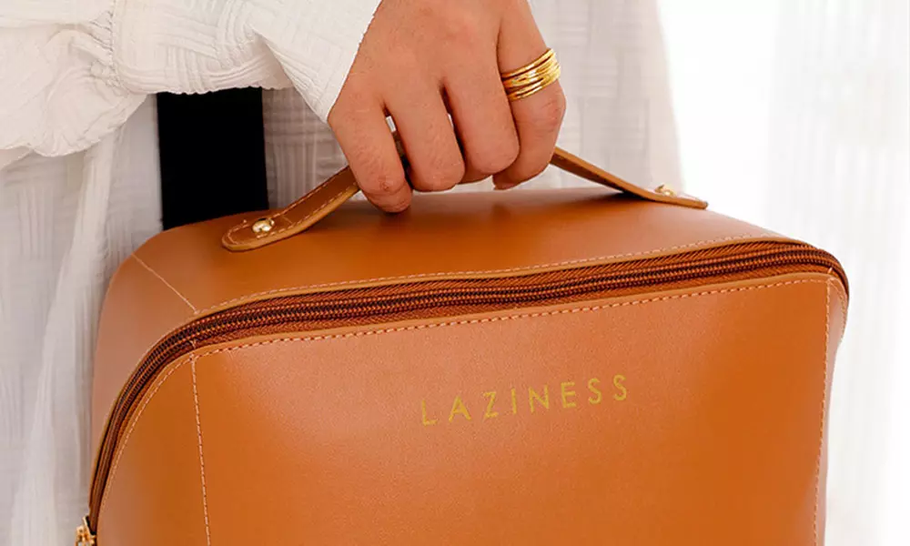 1 ou 2 trousses de toilette de voyage